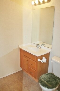 Building Photo - 1233 Purdue Ave