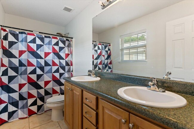 Building Photo - 291 Dahlquist Dr