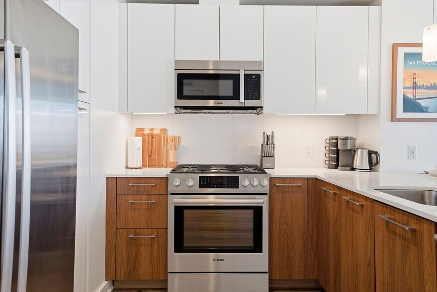 Building Photo - 399 Fremont St