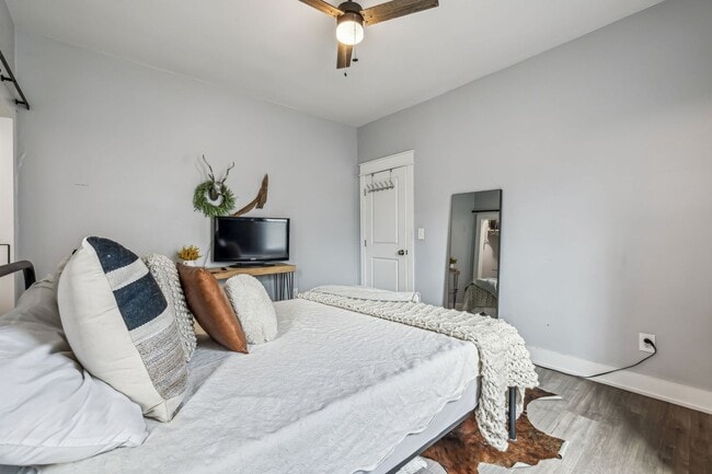 Building Photo - Charming Home For Rent - Less than $2000 p...