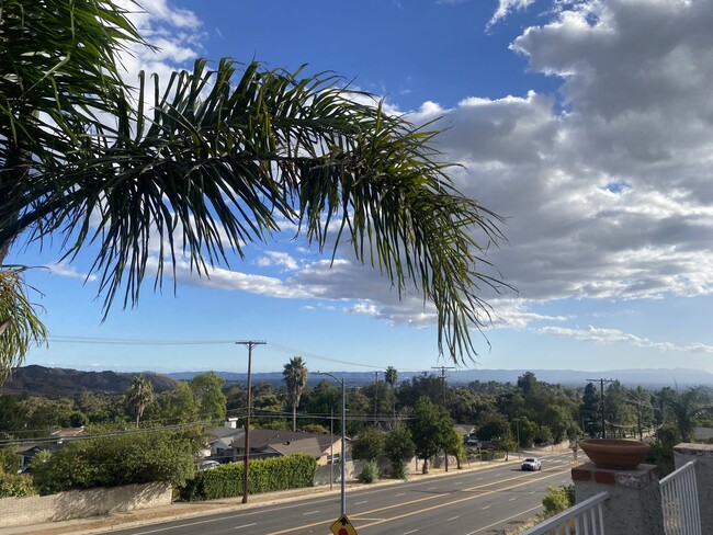 Amazing Views - 13732 Mindora Ave