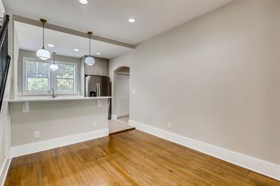 Building Photo - Renovated 4 bedroom, historic home close to downtown!