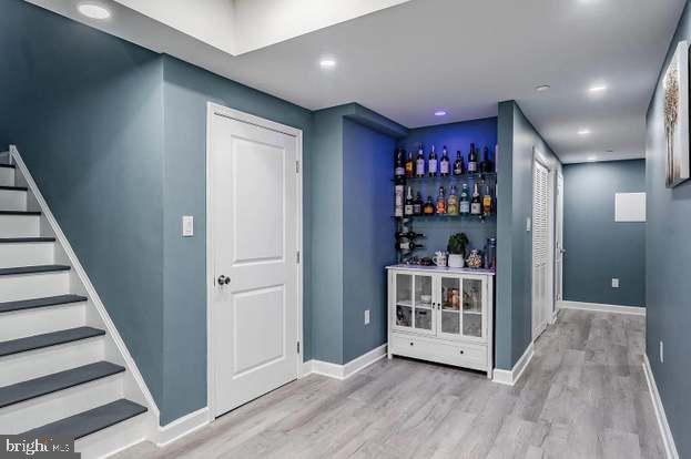 Building Photo - 608 Mockernut Ct