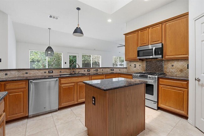 Building Photo - 5021 McDade Dr