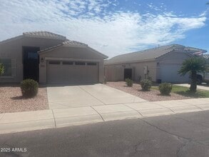 Building Photo - 3831 E Wyatt Way