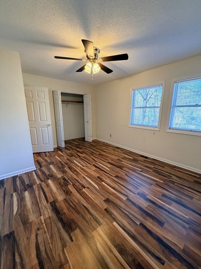 Building Photo - 303 Haltiwanger Rd