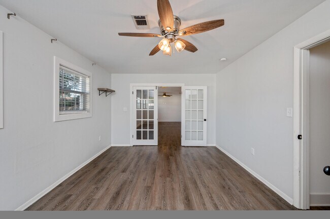 Building Photo - 235 Sotir St NW