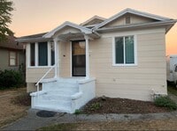 Building Photo - Beautiful 4 Bedroom Home Located on North Beacon Hill!