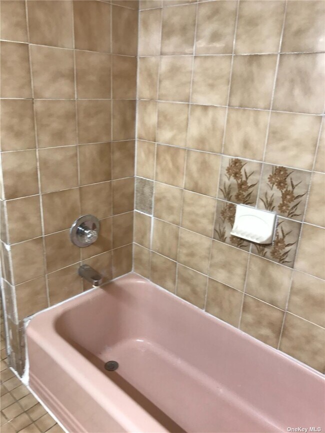 Building Photo - 88-22 Francis Lewis Blvd