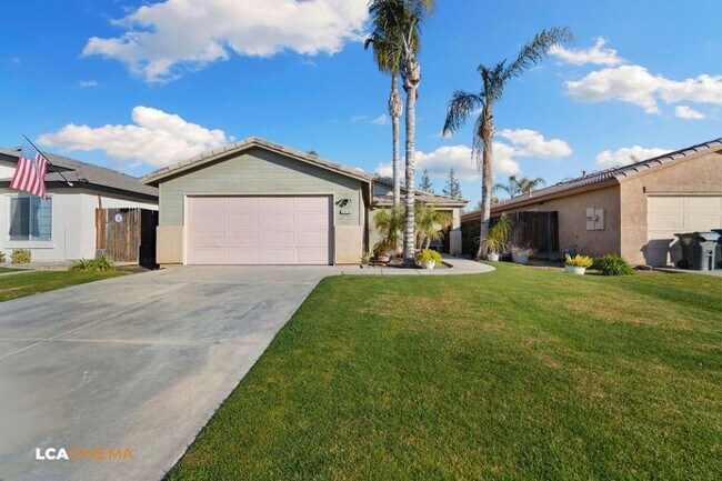Primary Photo - 5918 Asti Dr