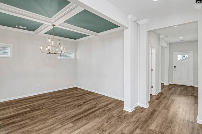 Building Photo - 728 Bustling Br Ln