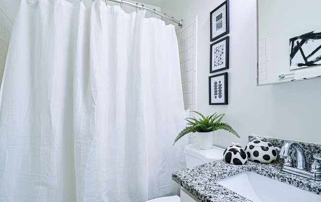 Building Photo - 2351 Beechmont Ave.