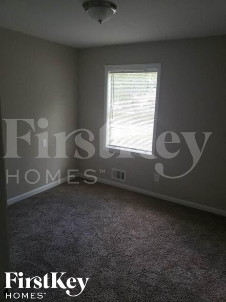 Building Photo - 6741 Fallawater Cir