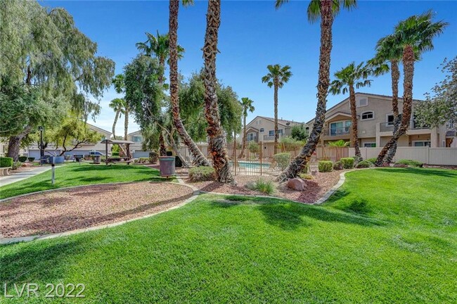 Building Photo - 6560 Bucking Horse Ln