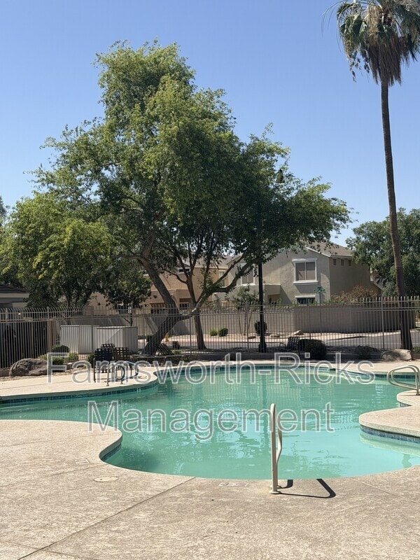 Building Photo - 1575 S Jacana Ln
