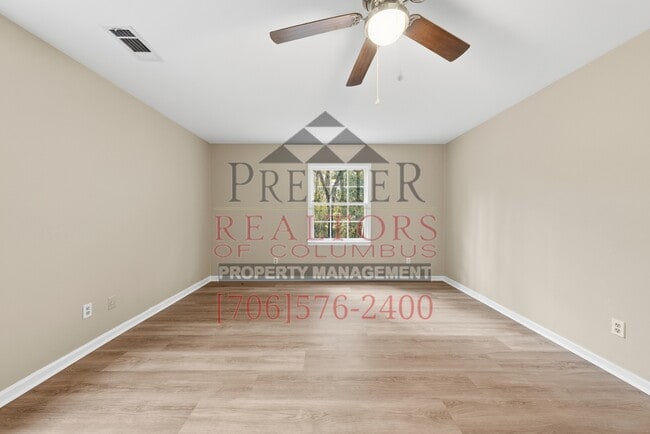 Building Photo - 5233 Verdun Dr