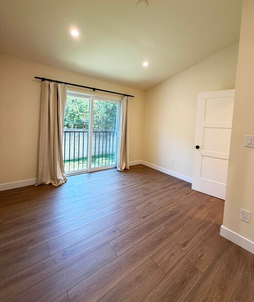 Bedroom 2 - 19334 Topham St