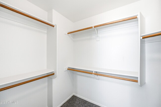 Building Photo - 1540 E San Remo Ave