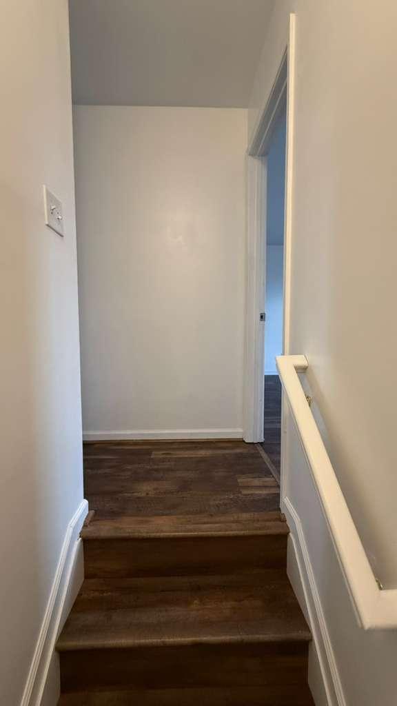 Building Photo - 1029 Aztec Dr