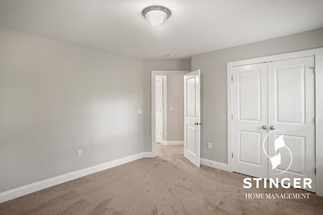 Building Photo - 16 Gadwall Dr W