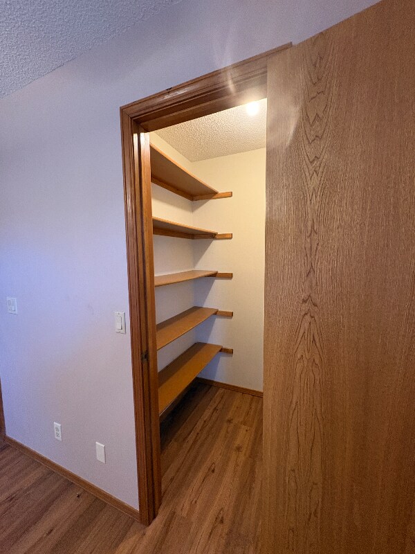 Building Photo - 1035 McClure Ln