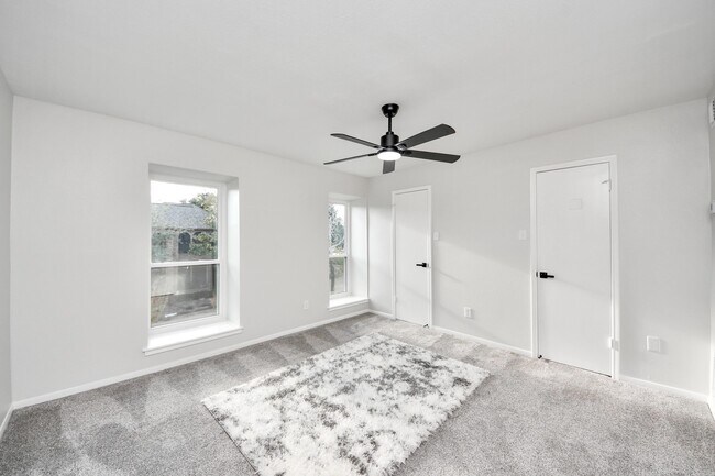 Building Photo - 18209 Vinland Dr