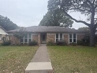 Building Photo - 133 S Heartz Rd