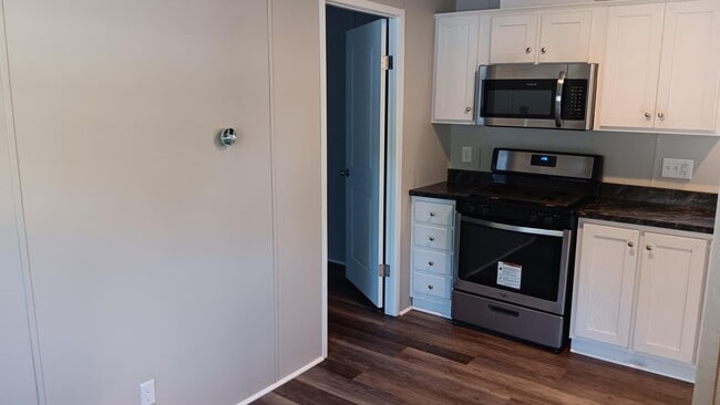 Building Photo - 3617 N Grand Ave E