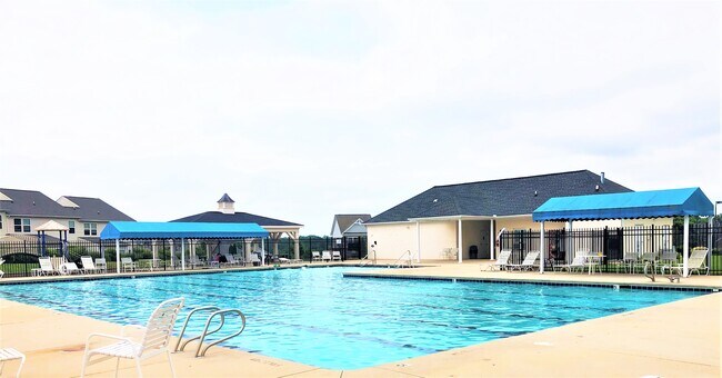 Community pool - 113 Brookshire Ln