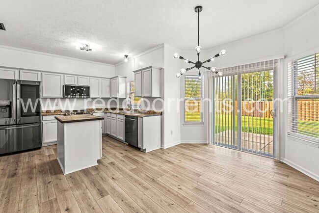 Building Photo - Spacious 3-Bedroom Home in Fishers with Modern Comforts