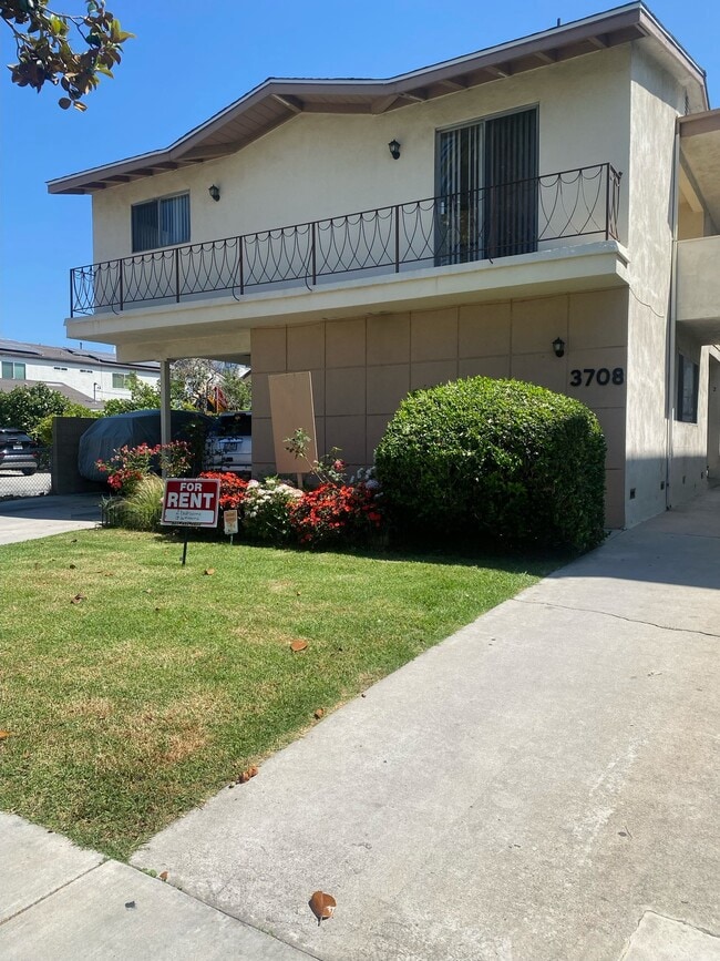 Building Photo - 3708 Westwood Blvd