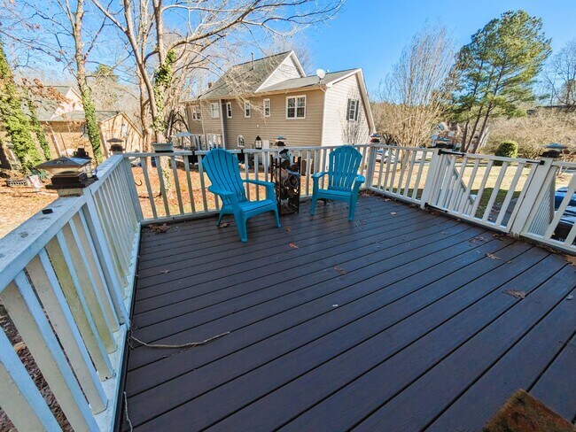 Building Photo - 417 Nichols Farm Dr
