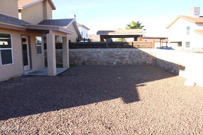 Building Photo - 2416 Escape Point St