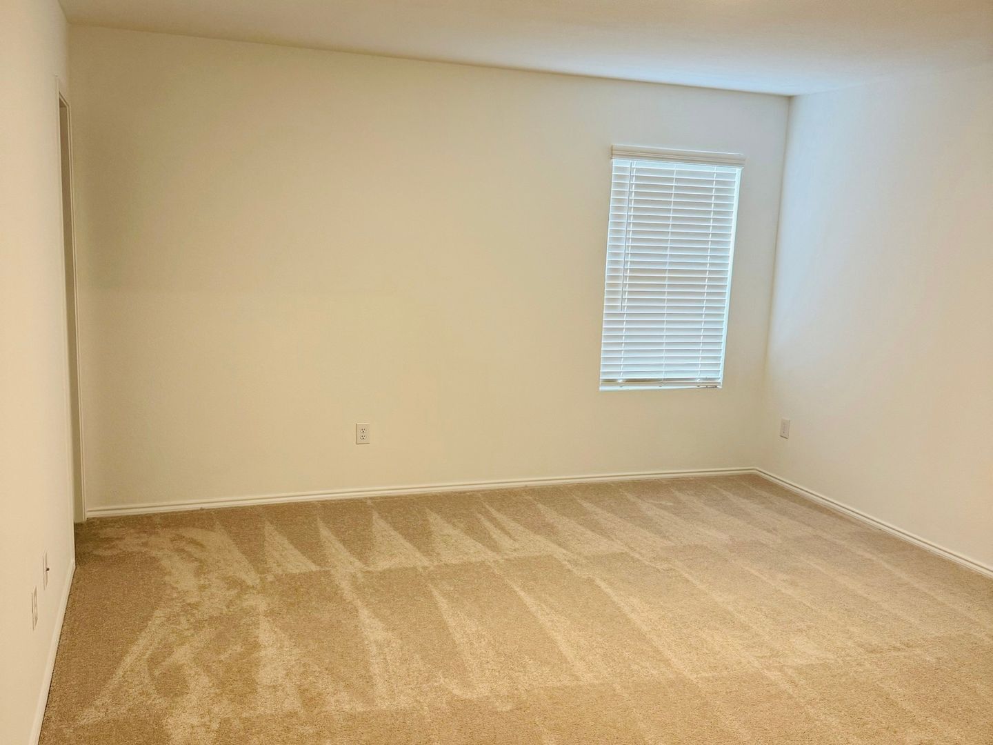 Building Photo - 9001 Thrasher Trl