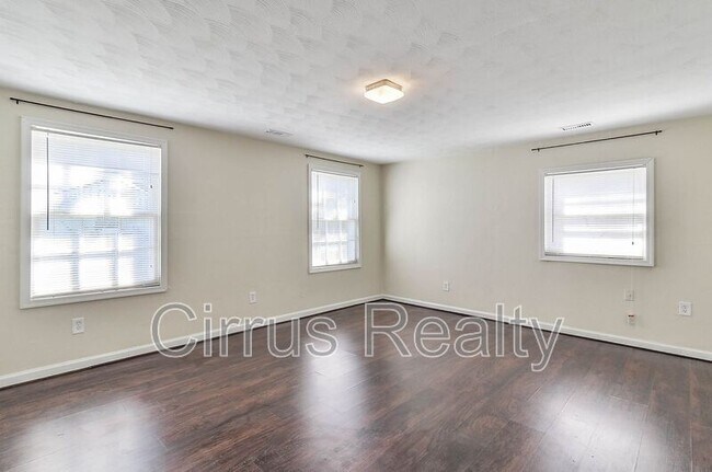 Building Photo - 1126 44th St