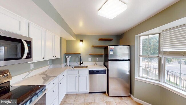 Primary Photo - 8551 Braxted Ln
