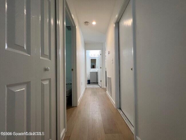 Building Photo - 1683 Cape Palos Dr