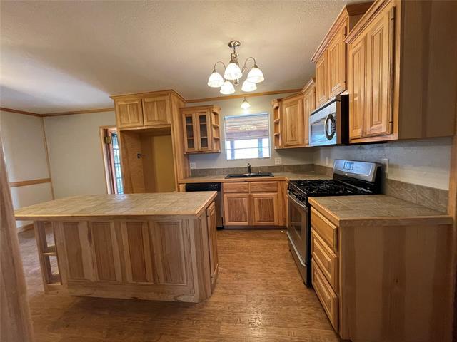 Building Photo - 1010 FM 902