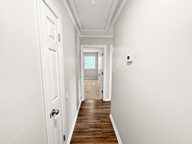 Building Photo - Nice 3 Bedroom Ranch