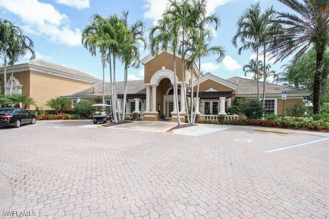 Building Photo - 1810 Florida Club Cir