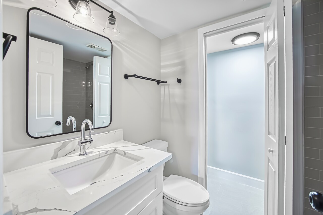 Building Photo - 17455 Overhill Dr