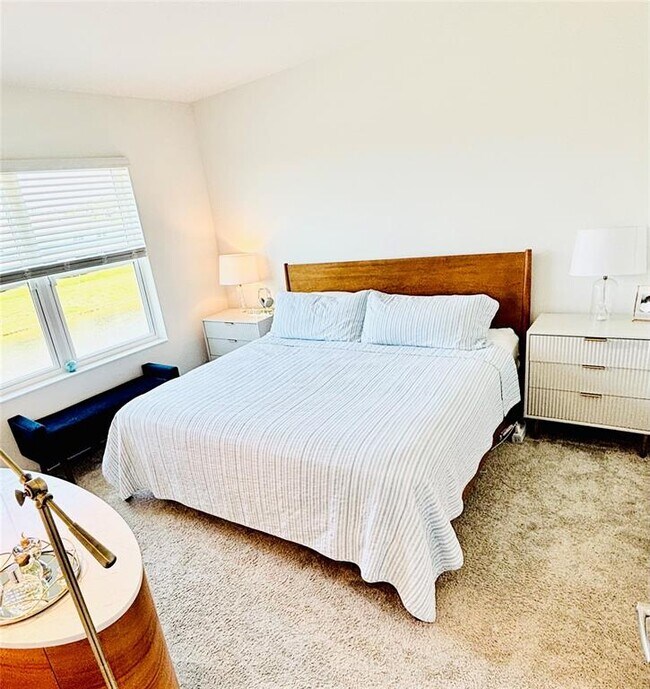 Building Photo - 11675 Bluestone Ct