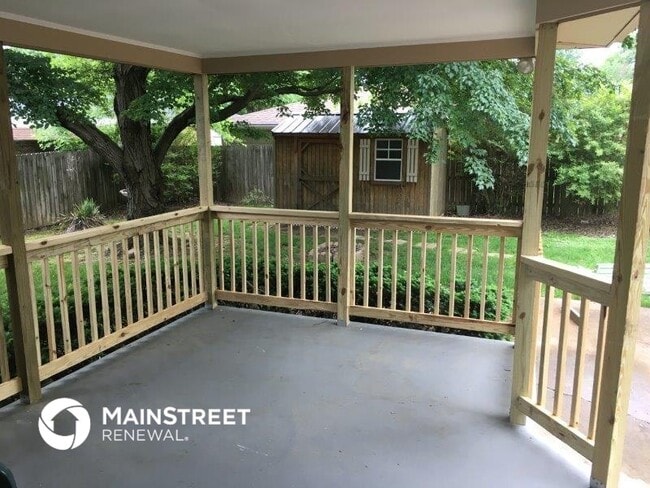 Building Photo - 7406 Maurer Ln