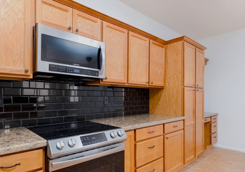 Building Photo - 470 Turtleback Rd