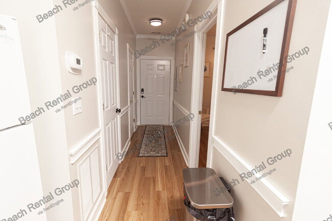 Building Photo - 4647 Wild Iris Dr