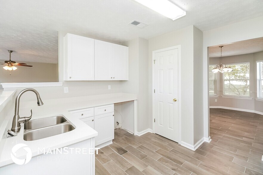 Building Photo - 968 Field View Dr