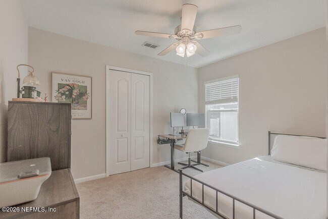 Building Photo - 15816 Twin Creek Dr
