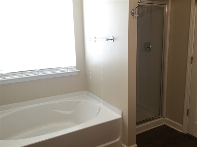 Building Photo - 982 Ramsgate Dr SW