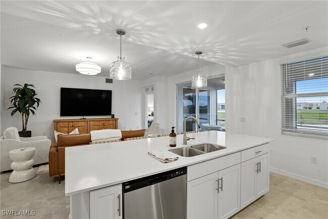 Building Photo - 5667 Melbourne Ct