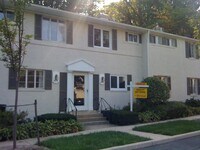 Building Photo - 5320 Pooks Hill Rd